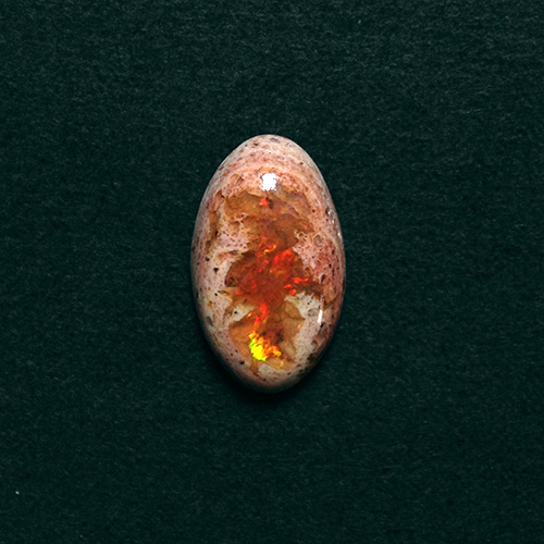 カンテラオパール[18] 8.6 Ct