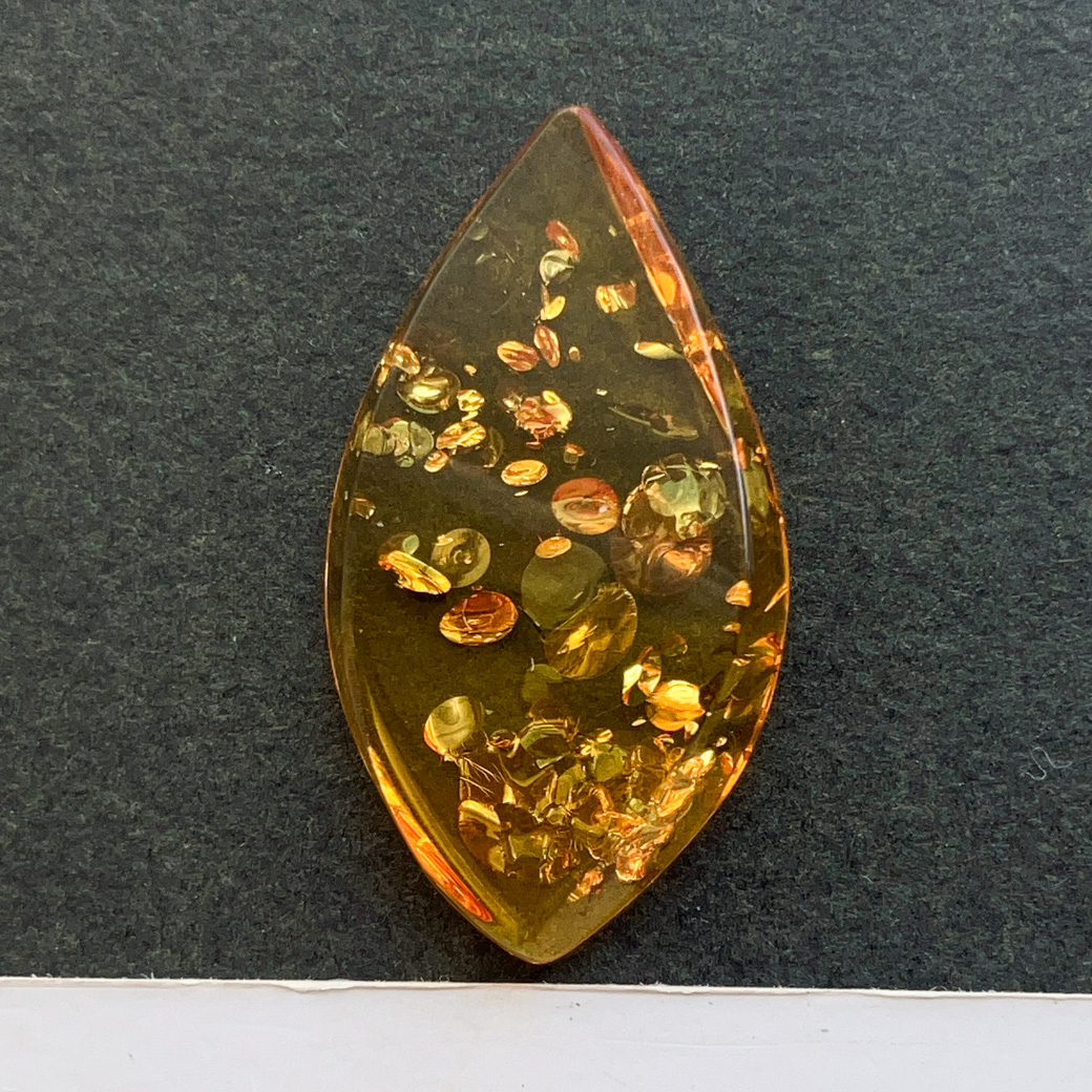 バルティックアンバー[270] 25x14mm 4Cts