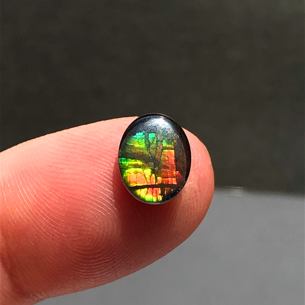 アンモライト[72] 9x7mm 1.6Cts ルース