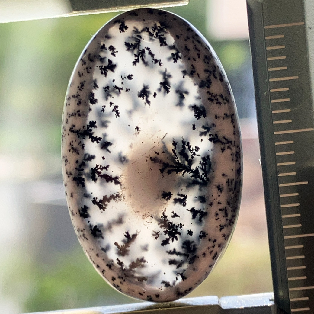 デンドライトオパール[135] 29x18mm 天然石ルース / 天然石ルース