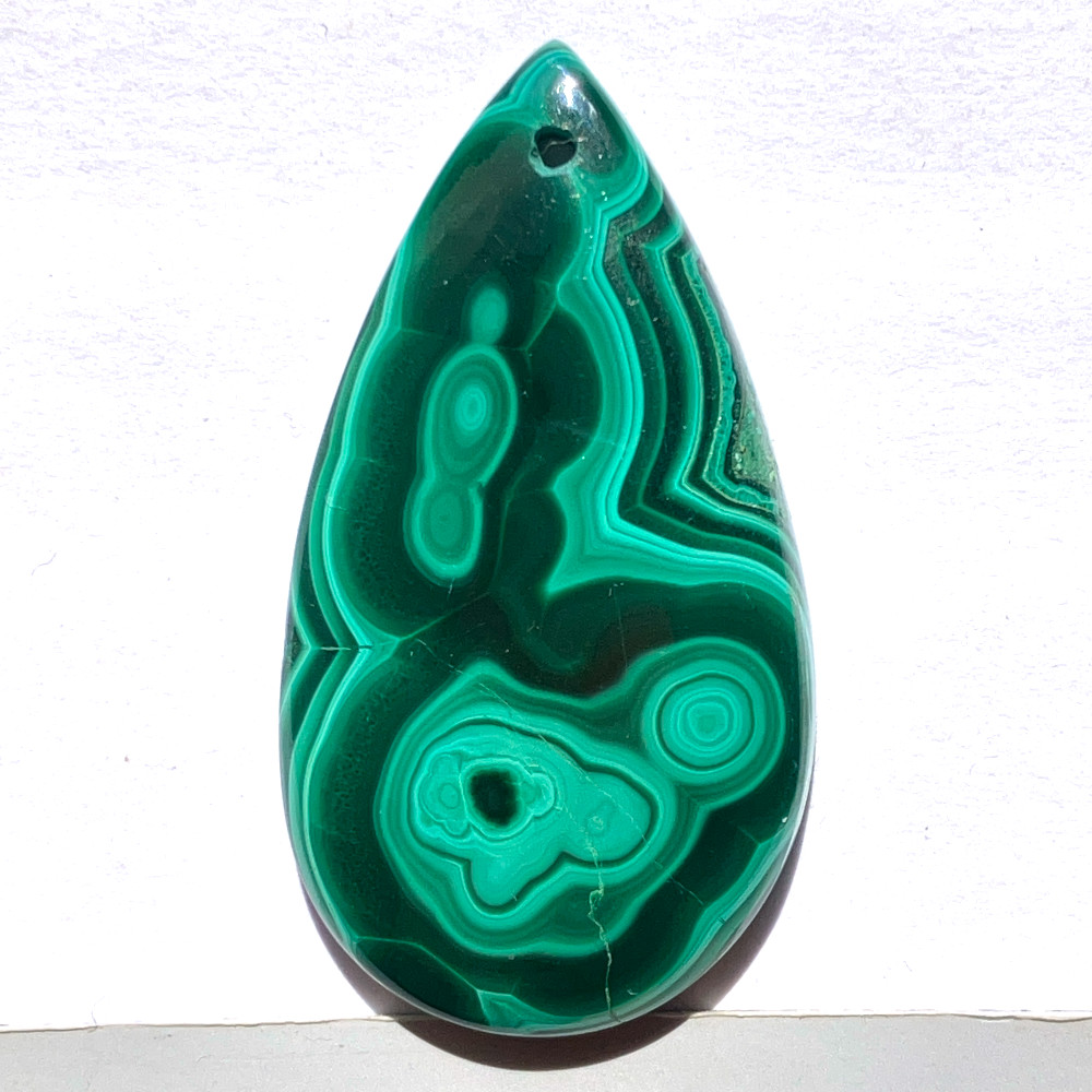 穴あきマラカイト[140] 14702x22mm 50Cts 天然石ルース