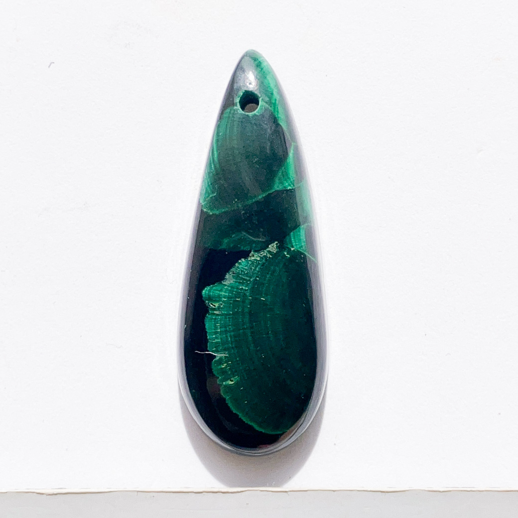 マラカイト穴あき[26161] 31x12mm 25Cts