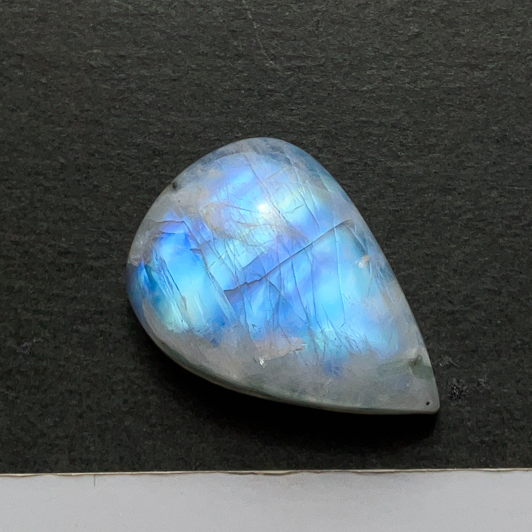 レインボームーンストーン[217] 26x18mm 29Cts